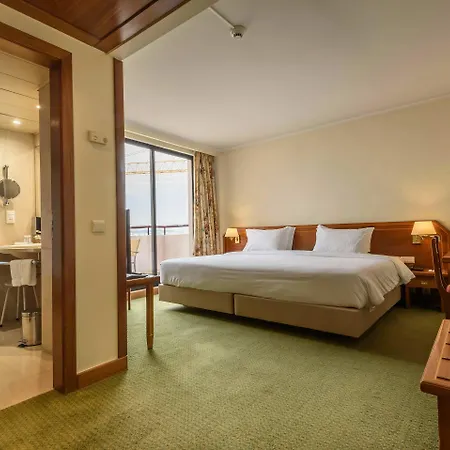 Real Parque Hotell 4*