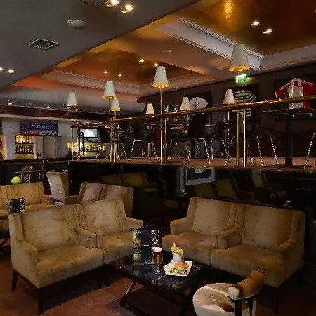 Hotel Real Parque 4*