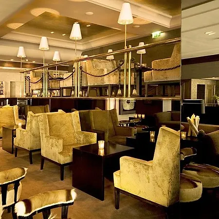 Hotel Real Parque