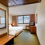 Real Parque Hotel 4*