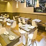 Hotel Real Parque 4*